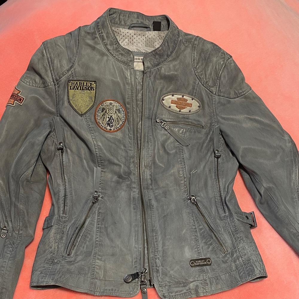 Harley-Davidson Leather Jacket 
Powder Soft Leather
YOU WILL LOVE THIS!
STUNNING